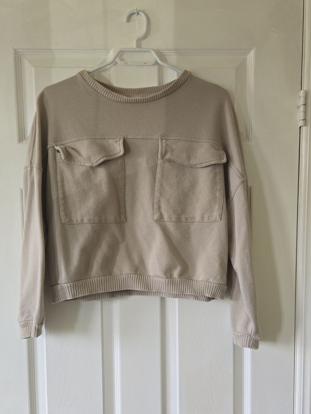 Pull&Bear Pocket Sweatshirt in Beige
